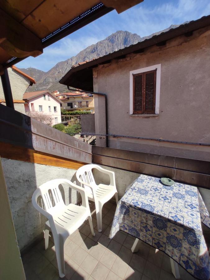 La Casa A Chiocciola Between Lake And Mountains Льерна Экстерьер фото